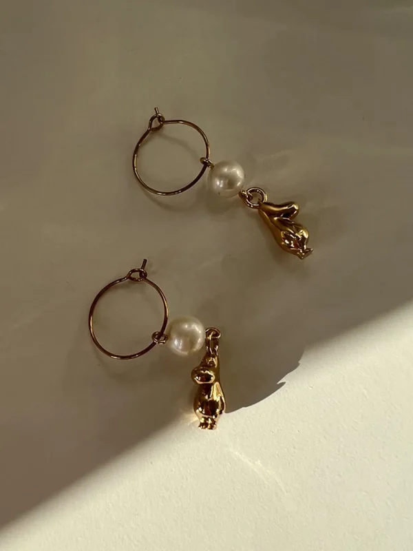 MALAIKARAISS Moom­in® Hoop Ear­rings 3D Moom­in &Pearl<< Earrings | Moomin X Malaikaraiss